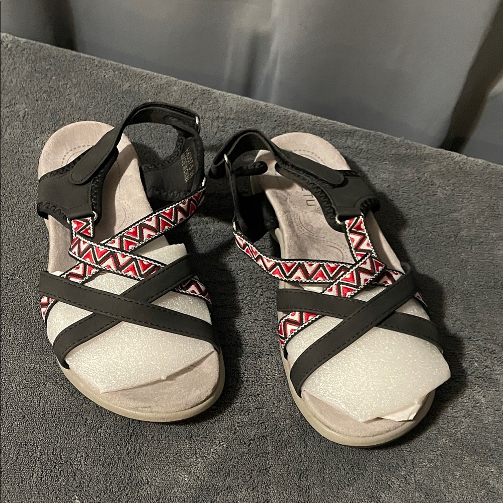 Women’s Black Sandals with Red Geometric Accent Straps